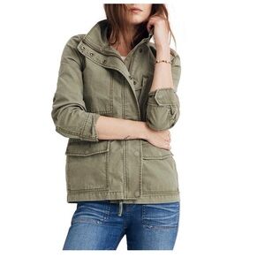 Utility Jacket in Olive Green